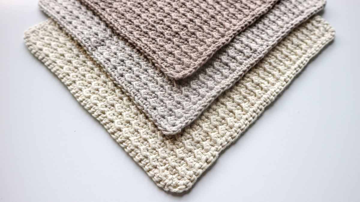 Woolster crochet face cloth - set